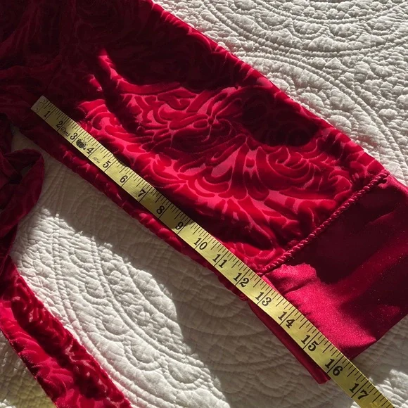 Velvet Burnout Satin Wrap Robe Long Shawl Collar Belt Pockets Women M Red Floral - Picture 15 of 17